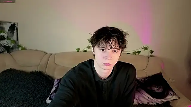 Snapshot of AnthonyCuutie chatting on March 15, 2026, 4:57 pm AnthonyCuutie online show from March 15, 2026, 4:57 pm