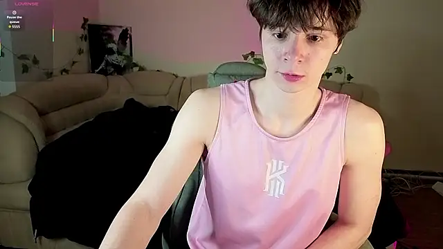 Snapshot of AnthonyCuutie chatting on March 18, 2026, 8:23 pm AnthonyCuutie online show from March 18, 2026, 8:23 pm