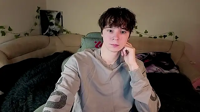 Snapshot of AnthonyCuutie chatting on March 21, 2026, 3:48 pm AnthonyCuutie online show from March 21, 2026, 3:48 pm