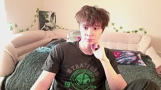 Snapshot of AnthonyCuutie chatting on March 22, 2026, 7:45 am AnthonyCuutie online show from March 22, 2026, 7:45 am