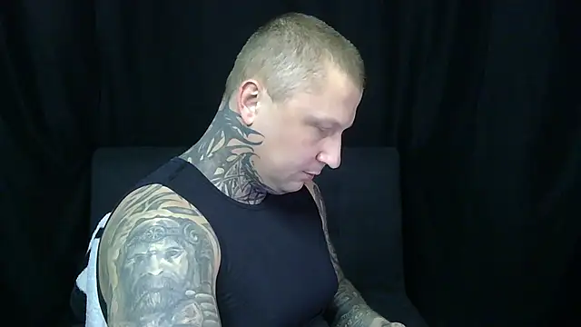 devilWithTats online show from May 19, 2026, 11:38 am