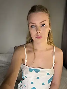 Divine Caress online show from May 7, 2026, 8:25 pm