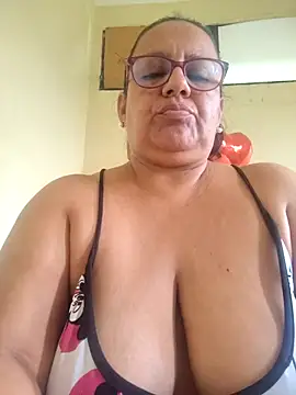 Roxy 77 online show from March 7, 2026, 6:16 pm