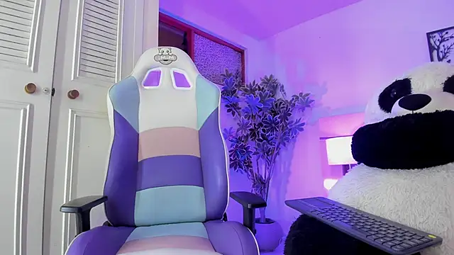 Snapshot of the_villain chatting on March 2, 2026, 4:03 pm the villain online show from March 2, 2026, 4:03 pm