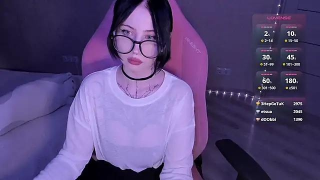 eva luvsoak online show from July 3, 2026, 4:46 pm