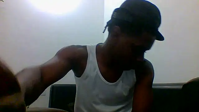 Snapshot of charles_king chatting on June 16, 2026, 4:15 am charles king online show from June 16, 2026, 4:15 am