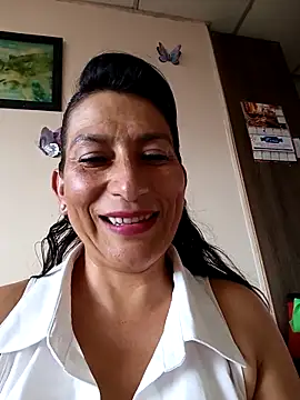 Lucia Rios online show from May 4, 2026, 9:22 pm