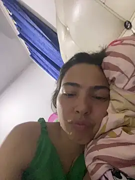 allyson-cute03 online show from April 7, 2026, 9:04 pm