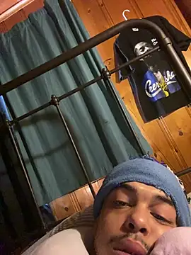 Snapshot of bkigdick225 chatting on February 28, 2026, 3:57 pm bkigdick225 online show from February 28, 2026, 3:57 pm