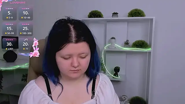 Lunaar  online show from March 27, 2026, 6:41 am