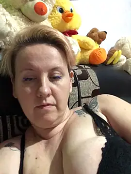 SofiaAmour online show from March 28, 2026, 7:02 pm