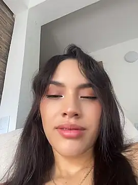 Snapshot of Mia-villalobos chatting on May 21, 2026, 1:29 pm Mia-villalobos online show from May 21, 2026, 1:29 pm