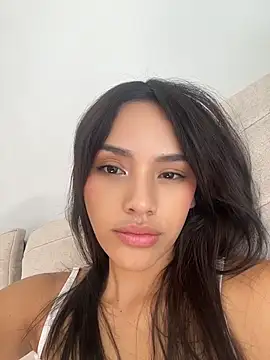 Snapshot of Mia-villalobos chatting on June 11, 2026, 2:04 pm Mia-villalobos online show from June 11, 2026, 2:04 pm