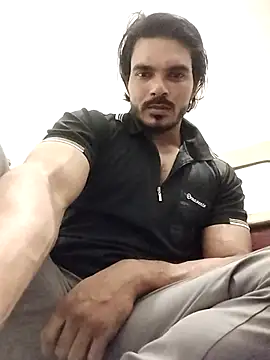 Snapshot of Rocky_boy4 chatting on March 17, 2026, 6:00 pm Rocky boy4 online show from March 17, 2026, 6:00 pm