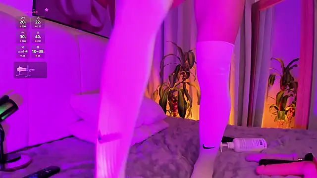 TaylerWhitelll online show from March 1, 2026, 6:21 pm