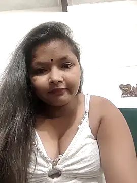 Snapshot of priti_25 chatting on March 29, 2026, 5:13 pm priti 25 online show from March 29, 2026, 5:13 pm