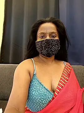 misti-boudii online show from April 1, 2026, 1:41 pm