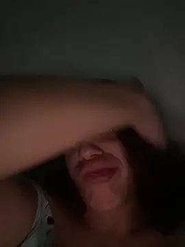 Snapshot of MommySexxy23 chatting on March 28, 2026, 8:08 pm MommySexxy23 online show from March 28, 2026, 8:08 pm