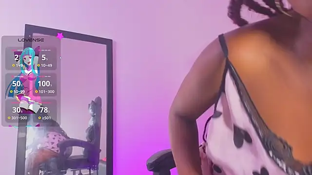 ashlleyray online show from March 4, 2026, 7:42 pm