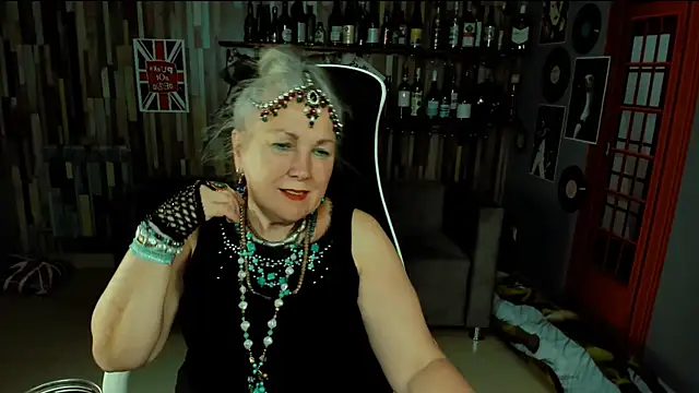 Snapshot of LilaMaharani chatting on July 2, 2026, 1:39 pm LilaMaharani online show from July 2, 2026, 1:39 pm