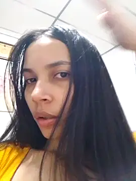 Snapshot of BiancaRoyale chatting on April 19, 2026, 8:57 am BiancaRoyale online show from April 19, 2026, 8:57 am