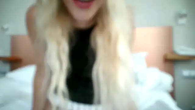 Snapshot of itsmemayarose chatting on July 13, 2026, 1:58 pm itsmemayarose online show from July 13, 2026, 1:58 pm