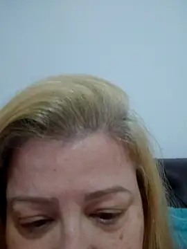 Snapshot of UmaDeusa chatting on March 1, 2026, 2:13 am UmaDeusa online show from March 1, 2026, 2:13 am