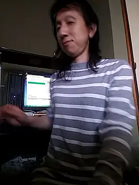 Snapshot of mako7612 chatting on May 7, 2026, 7:25 am mako7612 online show from May 7, 2026, 7:25 am