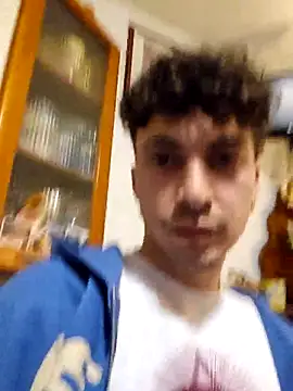 Snapshot of Andreakkkk chatting on March 1, 2026, 1:40 am Andreakkkk online show from March 1, 2026, 1:40 am