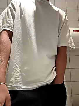 straightdude99 online show from March 2, 2026, 8:15 pm