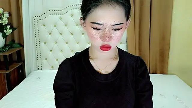 Snapshot of Seductive_sophie chatting on July 2, 2026, 5:13 am Seductive sophie online show from July 2, 2026, 5:13 am