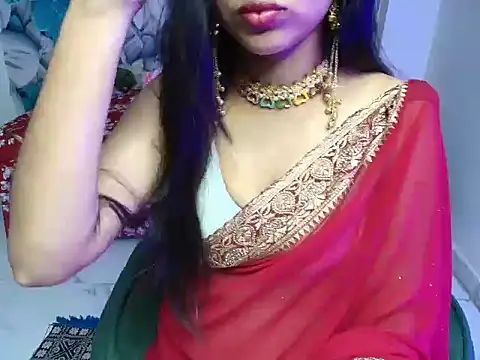 Snapshot of its-samyara chatting on July 4, 2026, 6:47 pm its-samyara online show from July 4, 2026, 6:47 pm