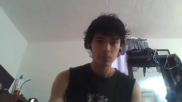 Snapshot of Moonandzukko chatting on August 9, 2026, 7:30 pm Moonandzukko online show from August 9, 2026, 7:30 pm