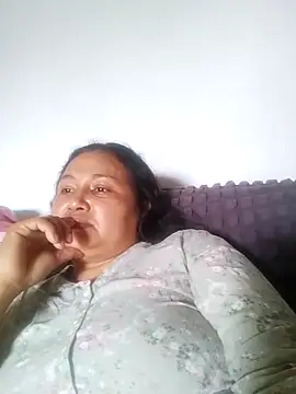 Snapshot of Rashi_bhabi chatting on May 17, 2026, 9:17 am Rashi bhabi online show from May 17, 2026, 9:17 am