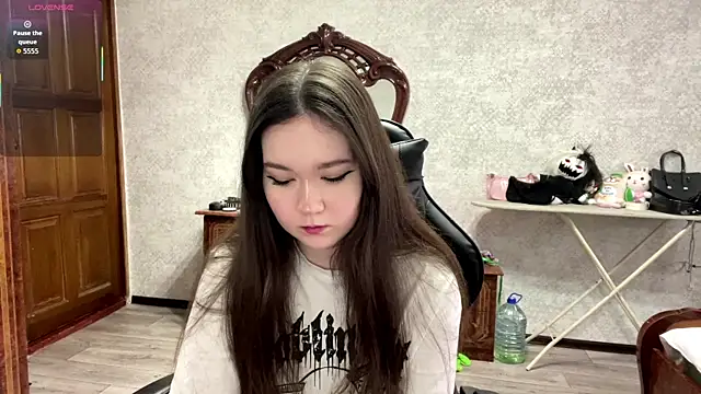 Snapshot of TecnaSanzz chatting on March 3, 2026, 11:49 am TecnaSanzz online show from March 3, 2026, 11:49 am