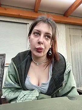 Snapshot of Johanna420 chatting on June 18, 2026, 4:13 am Johanna420 online show from June 18, 2026, 4:13 am