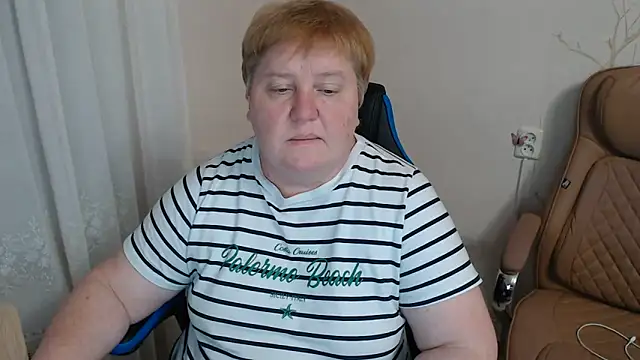Free Butterfly7 online show from June 8, 2026, 8:53 pm