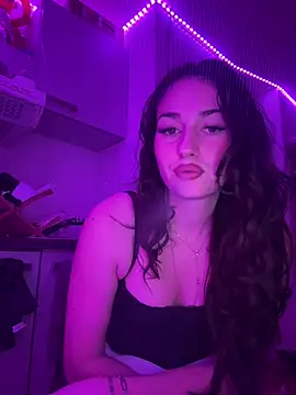 Snapshot of Claraaaaa06 chatting on March 4, 2026, 8:26 pm Claraaaaa06 online show from March 4, 2026, 8:26 pm