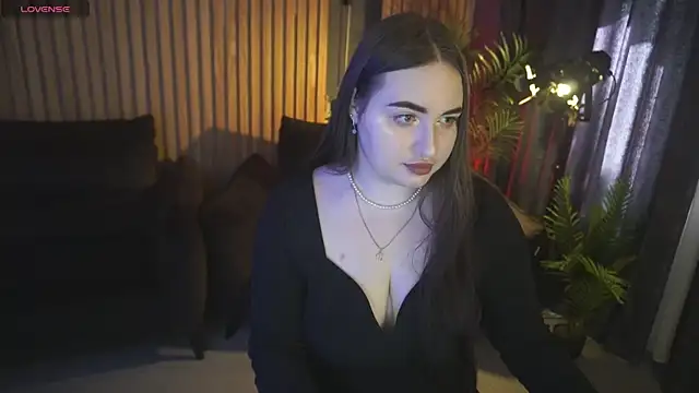 RapunzelAngel online show from May 28, 2026, 5:38 am