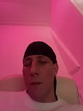 TitanNoir online show from April 4, 2026, 11:35 pm