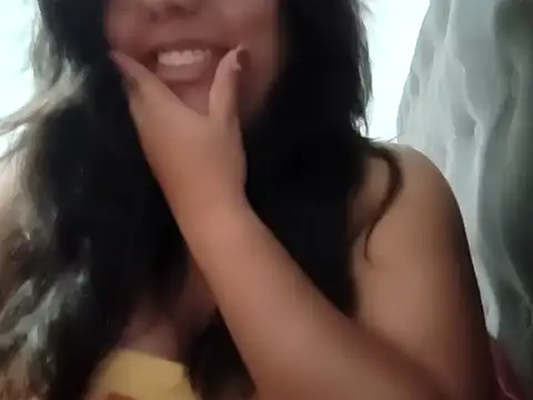 Snapshot of cqpricorni0 chatting on March 4, 2026, 2:28 am cqpricorni0 online show from March 4, 2026, 2:28 am