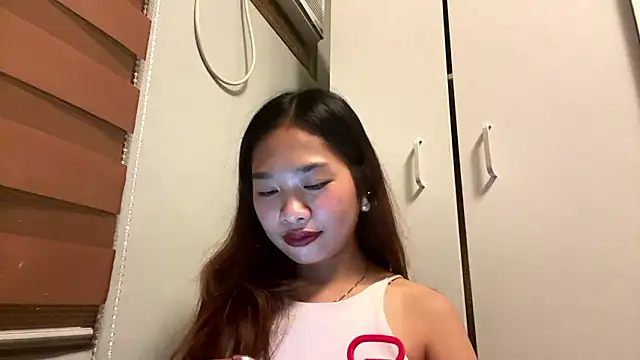 Snapshot of LakieshaZorrilla chatting on March 4, 2026, 12:00 pm LakieshaZorrilla online show from March 4, 2026, 12:00 pm