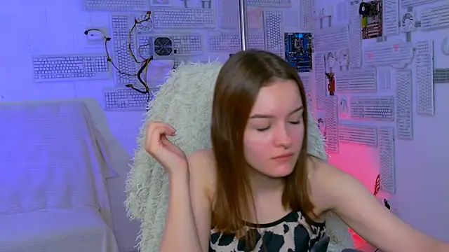Snapshot of KellieBanshe chatting on June 25, 2026, 4:12 am KellieBanshe online show from June 25, 2026, 4:12 am