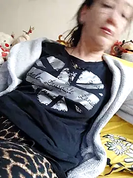 anayss17 online show from March 21, 2026, 5:23 am