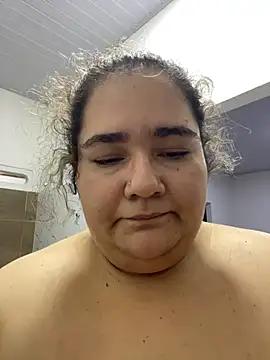 Snapshot of marianacooper12 chatting on March 6, 2026, 12:29 am marianacooper12 online show from March 6, 2026, 12:29 am