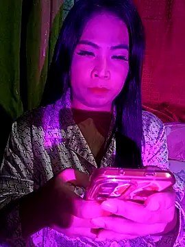 Roxanne Smith23 online show from June 16, 2026, 1:36 pm