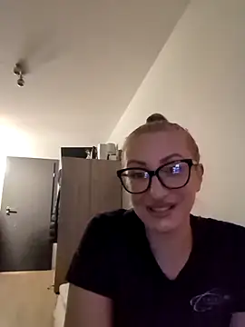 Snapshot of malinalli_a chatting on March 2, 2026, 5:09 pm malinalli a online show from March 2, 2026, 5:09 pm