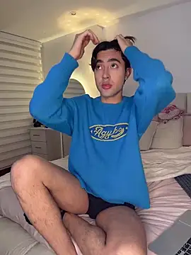 MatthewMoore  online show from April 21, 2026, 12:34 am