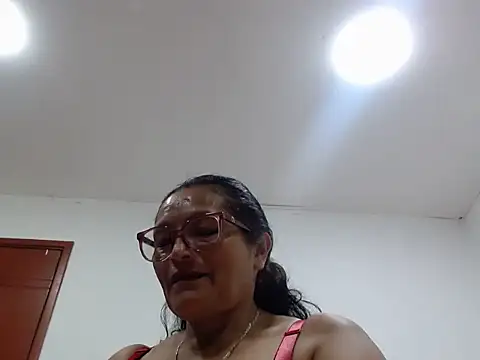 Snapshot of _BellaNocturna chatting on May 29, 2026, 3:26 am BellaNocturna online show from May 29, 2026, 3:26 am