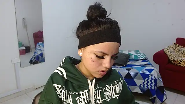 Snapshot of kimmyfuckass chatting on June 20, 2026, 1:25 pm kimmyfuckass online show from June 20, 2026, 1:25 pm